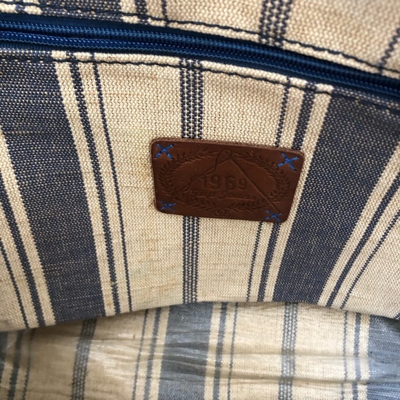 GAP Striped Tote - Picture 6 of 11